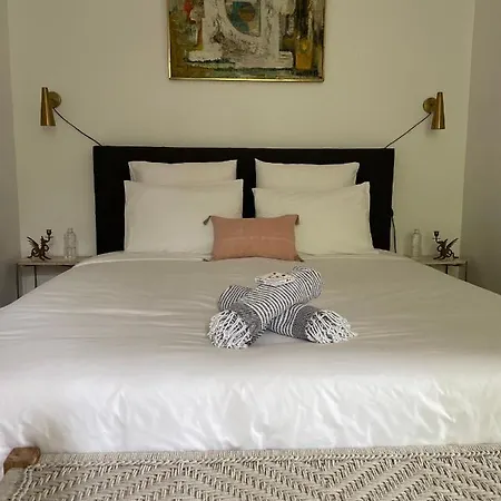 Chateau De Saint-girons - Luxury In Provence Bed & Breakfast Aix-en-Provence